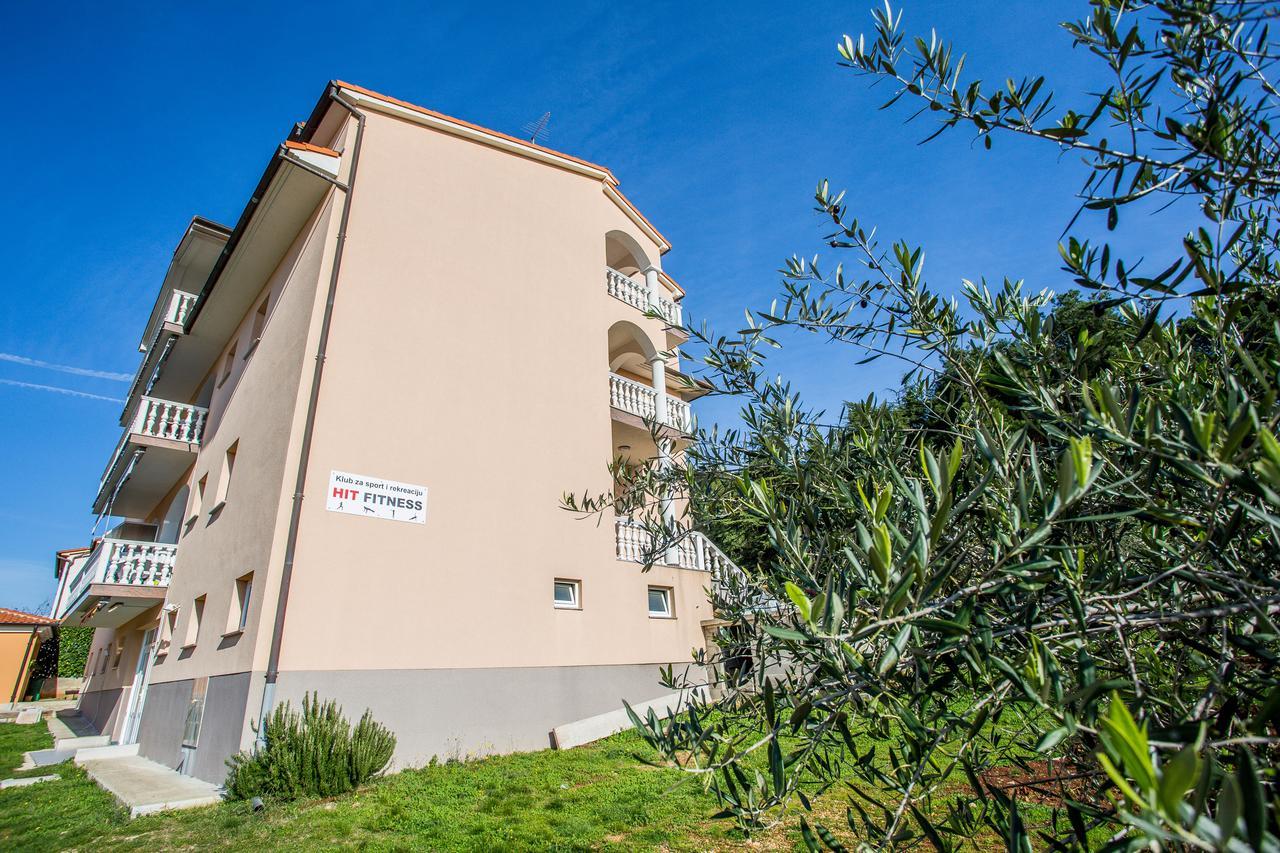 Villa Veli Vrh Pula Exterior photo